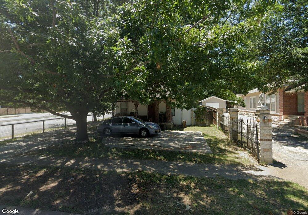 2703 NW 28th St, Fort Worth, TX 76106 - photo 1