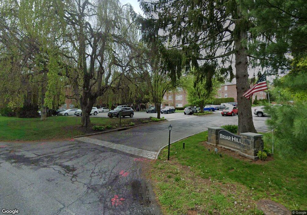 215 Schrade Rd, Briarcliff Manor, NY 10510 - photo 1