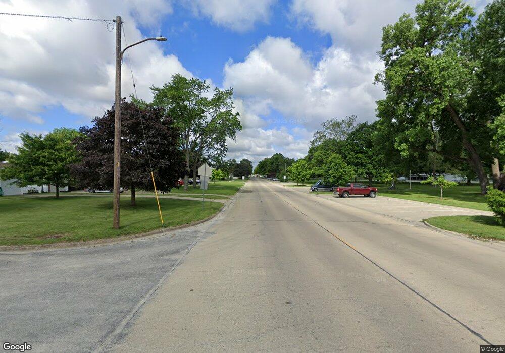 304 Broadway Ave, Mattoon, IL 61938 - photo 1