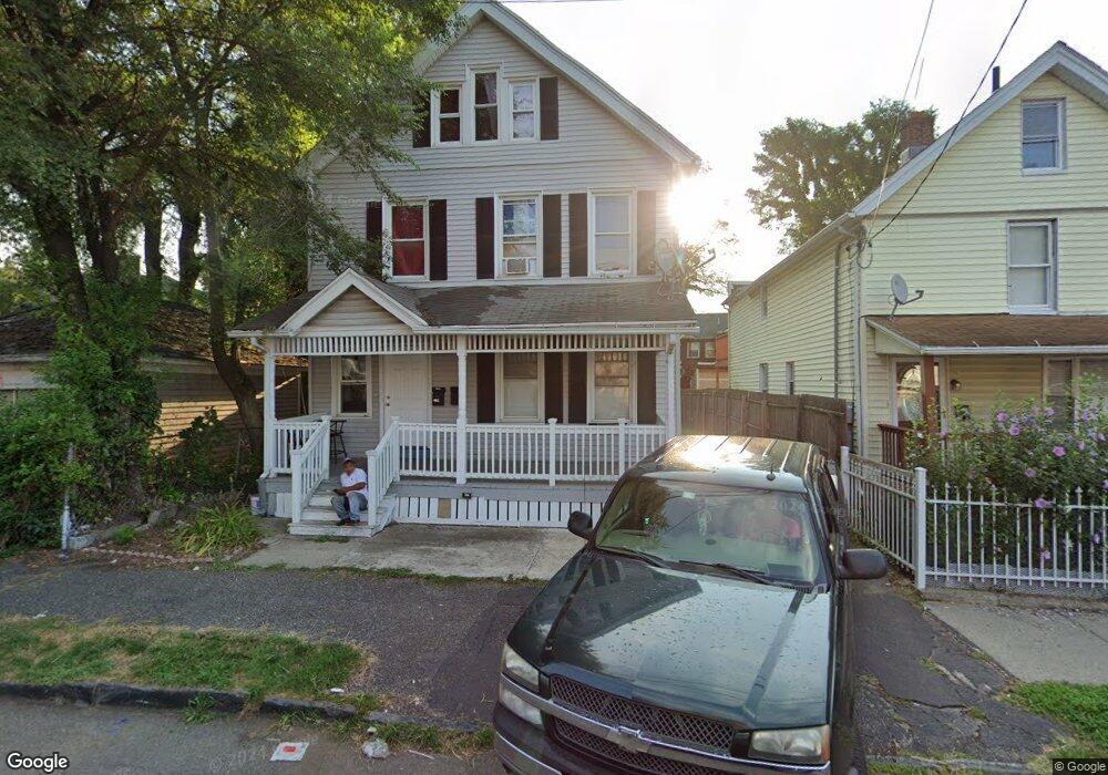 238 Hewitt St unit 2-3, Bridgeport, CT 06607 - photo 1