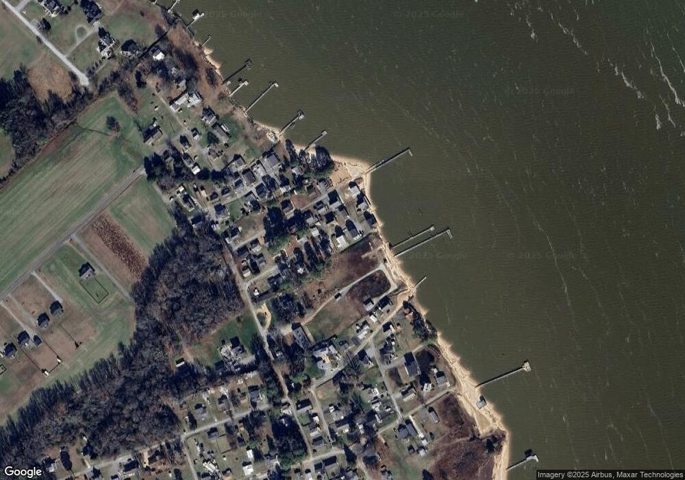 192 South Dr, Dunnsville, VA 22454 - photo 1