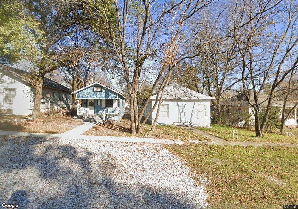 408 W Ragan St, Henryetta, OK 74437 - photo 1
