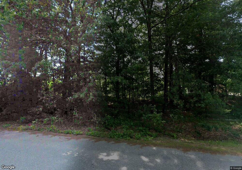 8 Twin Meadow Dr, Hudson, NH 03051 - photo 1