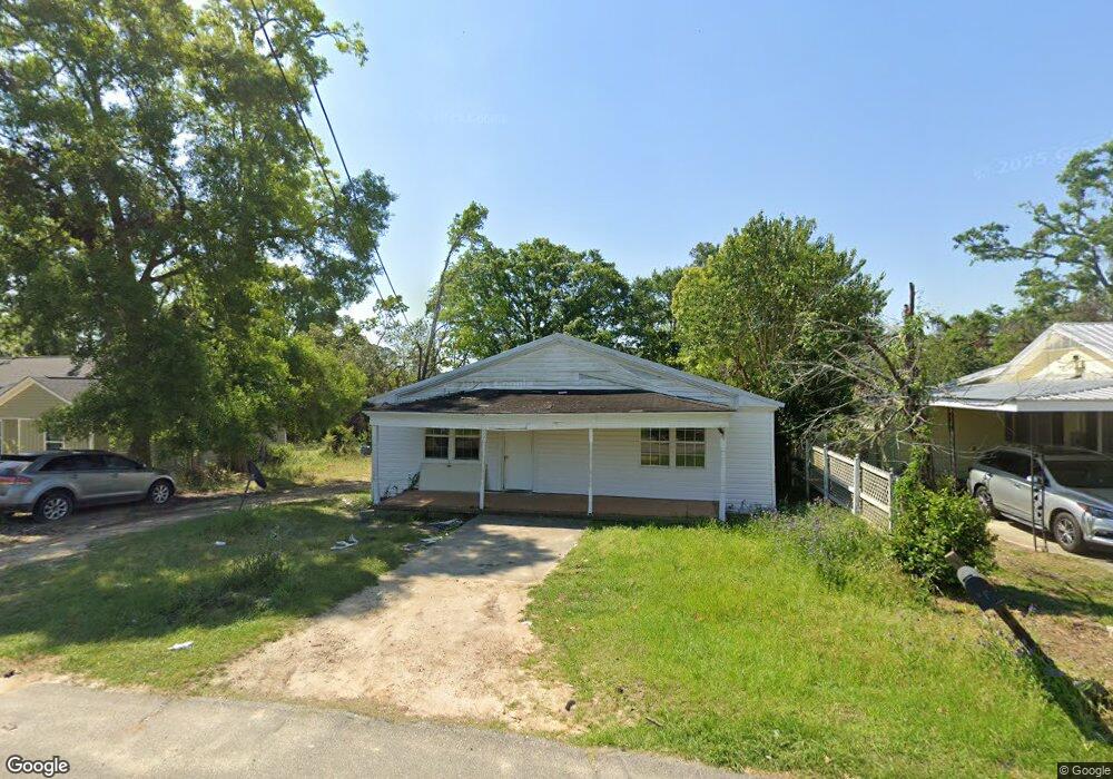 606 Schley St E, Douglas, GA 31533 - photo 1