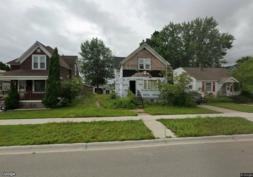 1409 16th Ave, Menominee, MI 49858 - photo 1