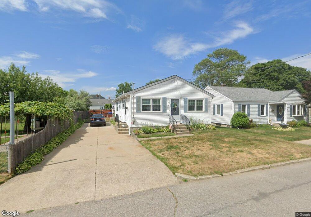 18 Benedict St, Pawtucket, RI 02861 - photo 1