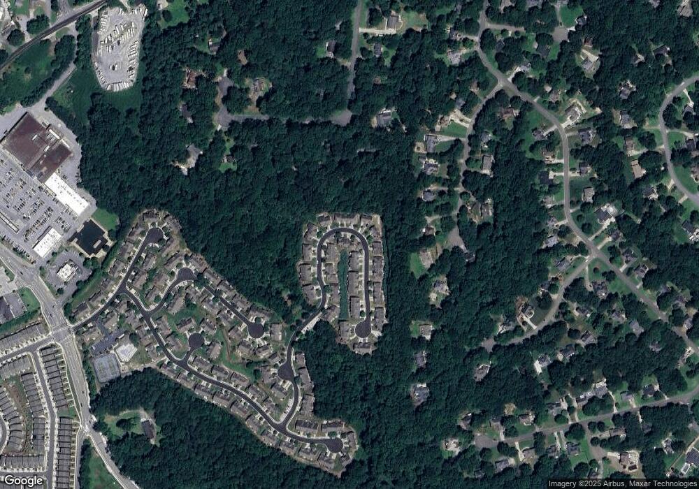 558 Fox Creek Crossing unit 231, Woodstock, GA 30188 - photo 1