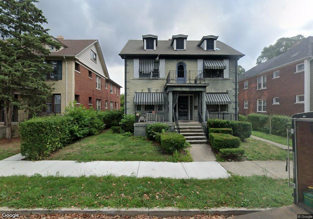 990 Nottingham Rd unit 992, Grosse Pointe Park, MI 48230 - photo 1