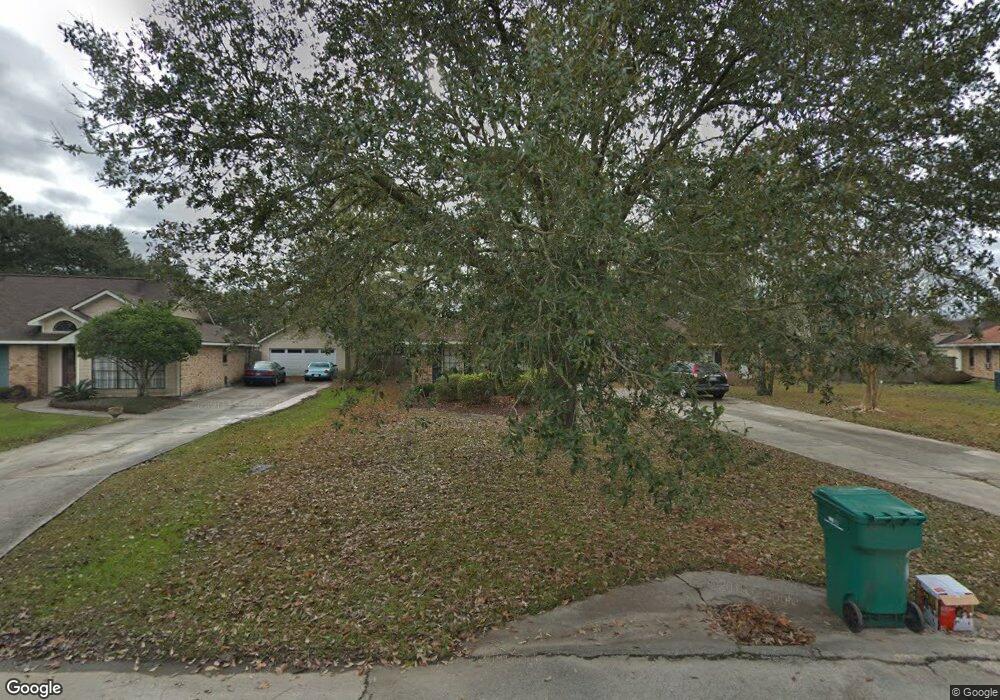 121 Cardiff Ct, Slidell, LA 70461 - photo 1