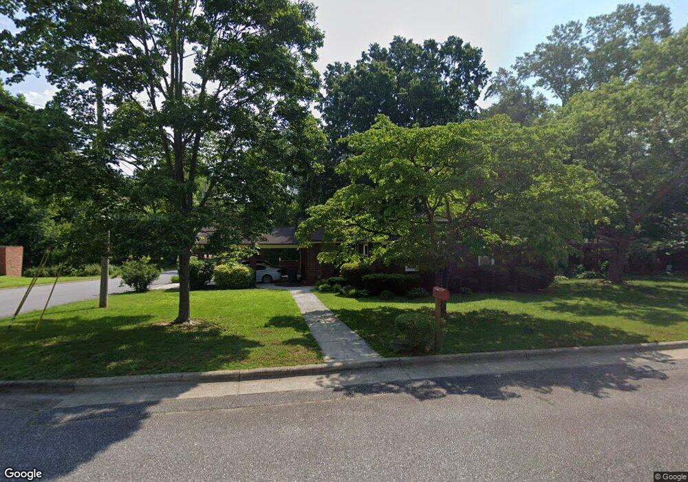 130 Vine St, Statesville, NC 28677 - photo 1