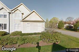 2 Leyland Ct, Bristol, RI 02809