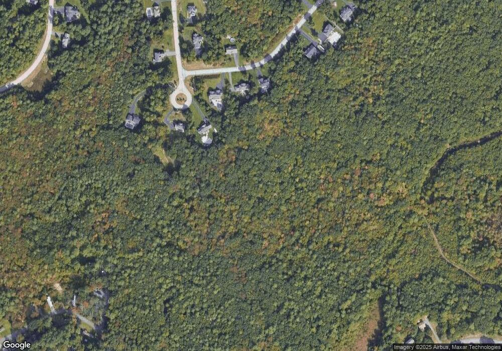 8 Winchester Way, Auburn, NH 03032 - photo 1