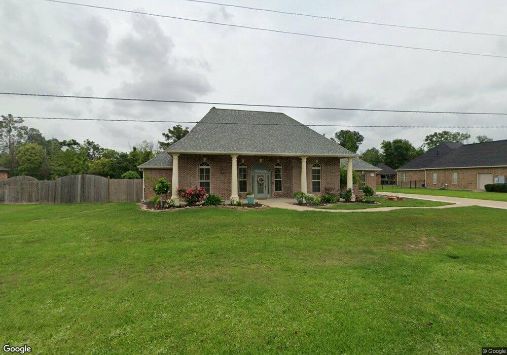 828 E Kade Ln, Lake Charles, LA 70605 - photo 1