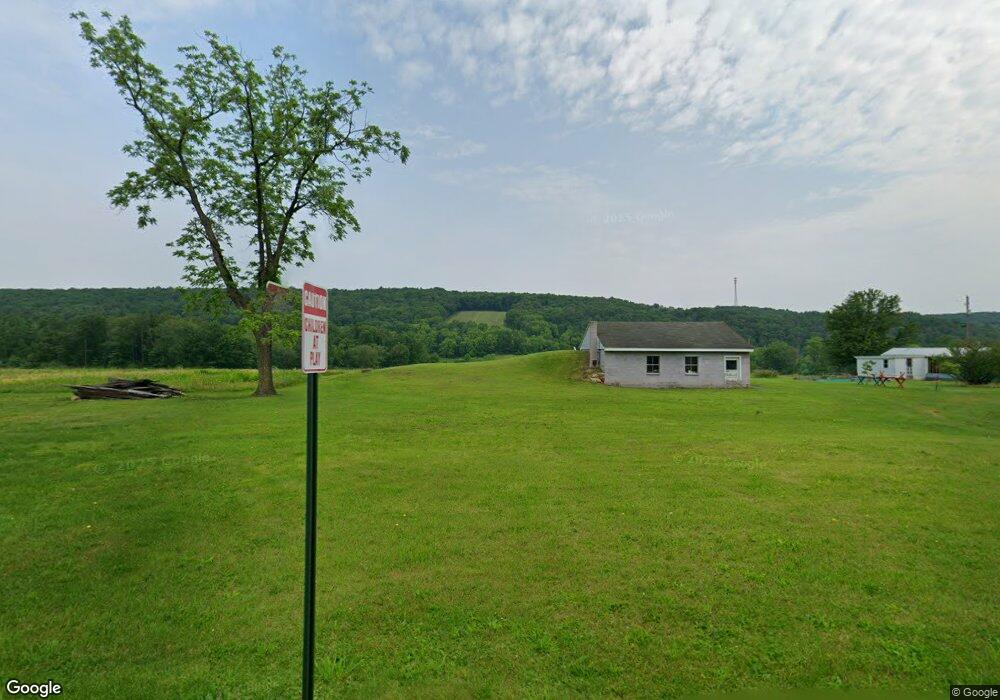 95 W Catawissa St, New Ringgold, PA 17960 - photo 1