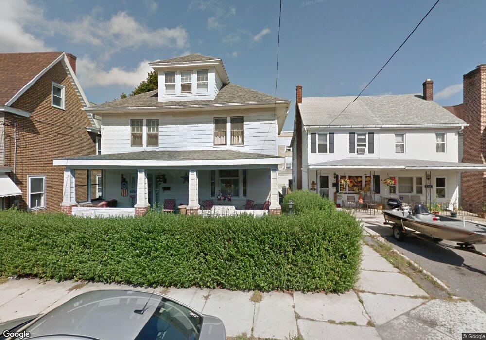 39 E Abbott St, Lansford, PA 18232 - photo 1