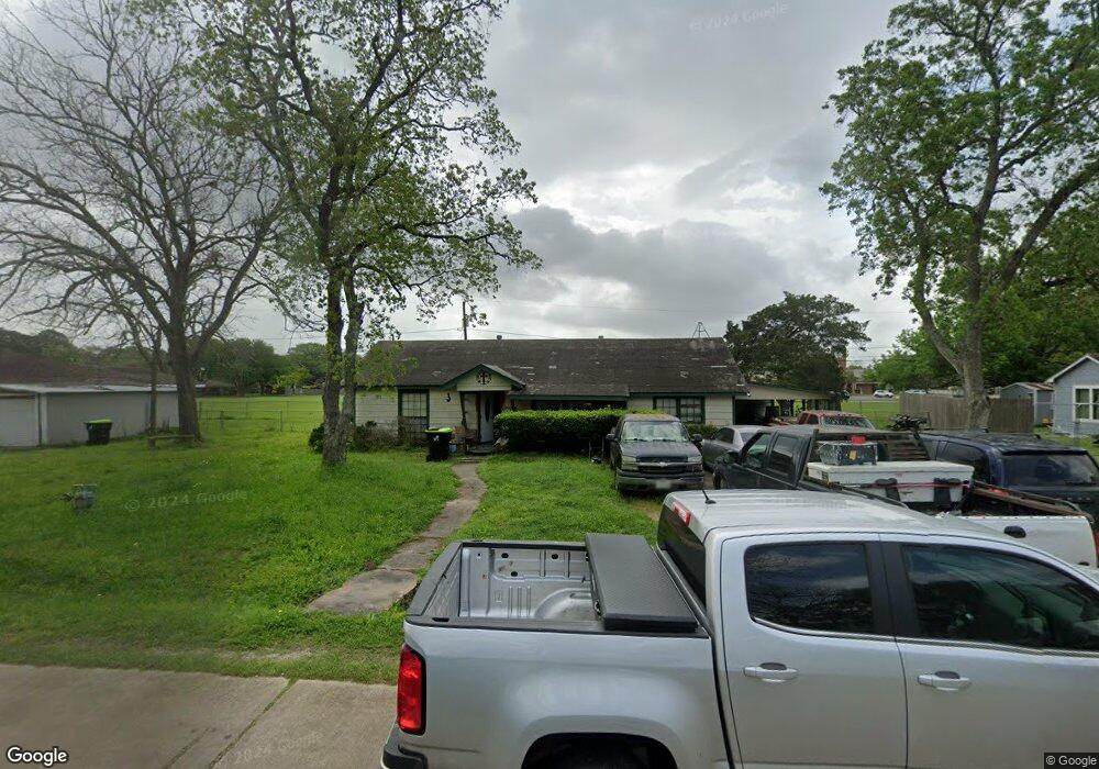 3302 Doris St, Bay City, TX 77414 - photo 1