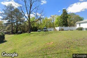 106 Nance St, Whitmire, SC 29178