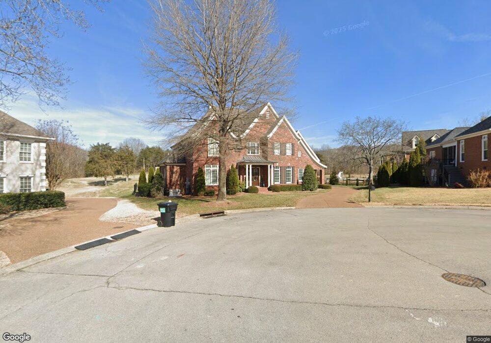 602 Vineyard Green Ct, Franklin, TN 37069 - photo 1