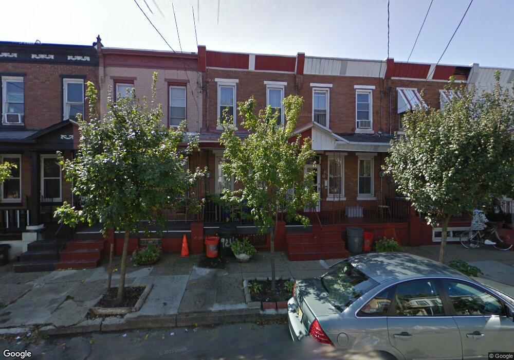 922 Vine St, Camden, NJ 08102 - photo 1