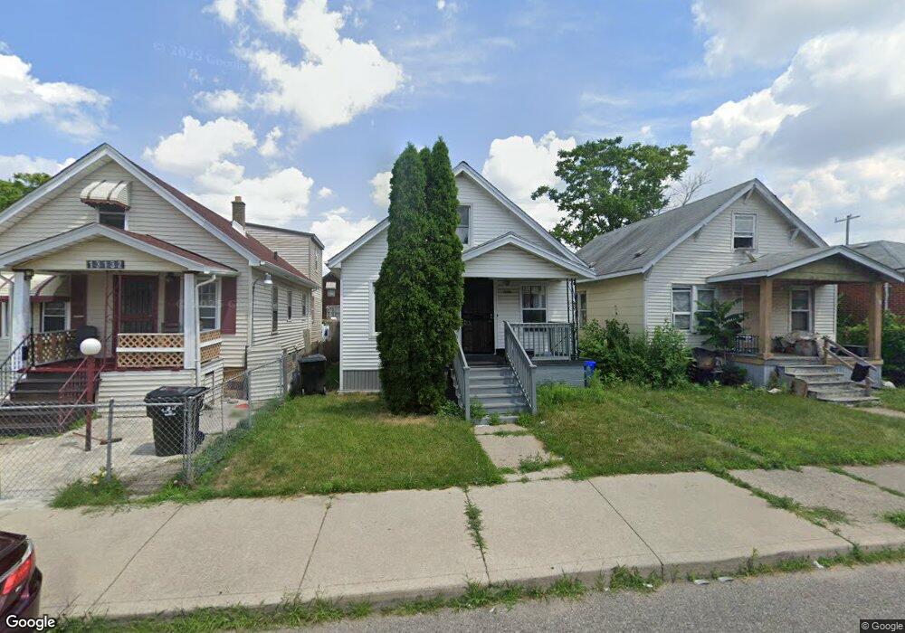 13126 Mitchell St, HamtraMcK, MI 48212 - photo 1