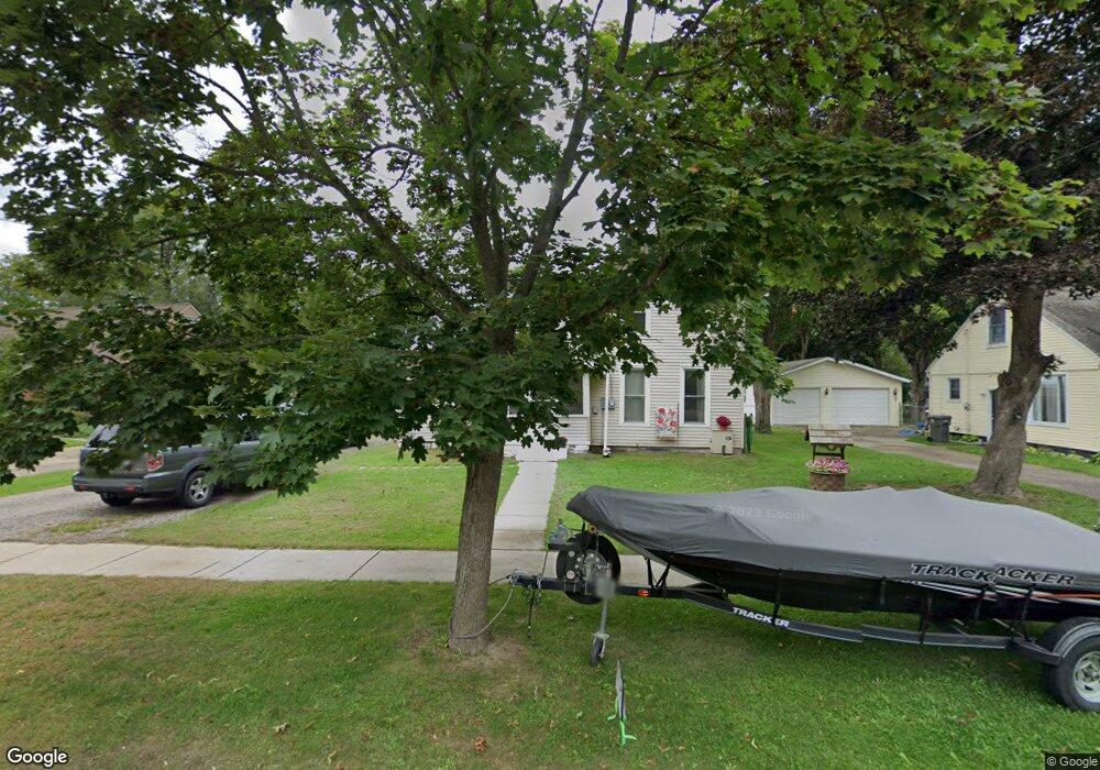 918 Lincoln Lake, Lowell, MI 49331 - photo 1