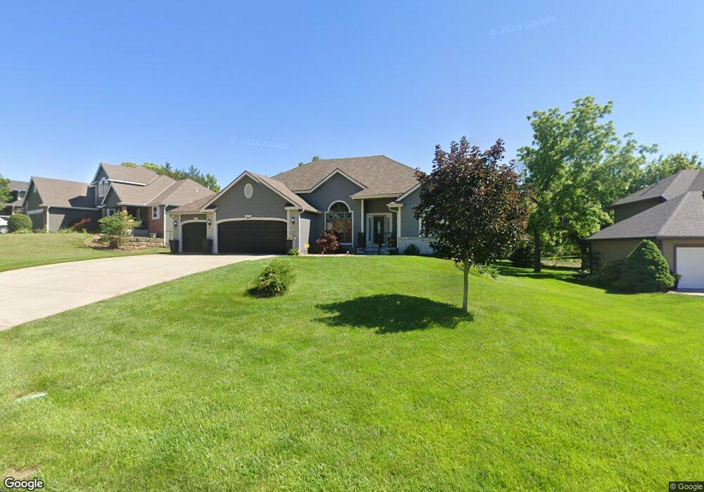 7225 SW Falcon St, Topeka, KS 66610 - photo 1