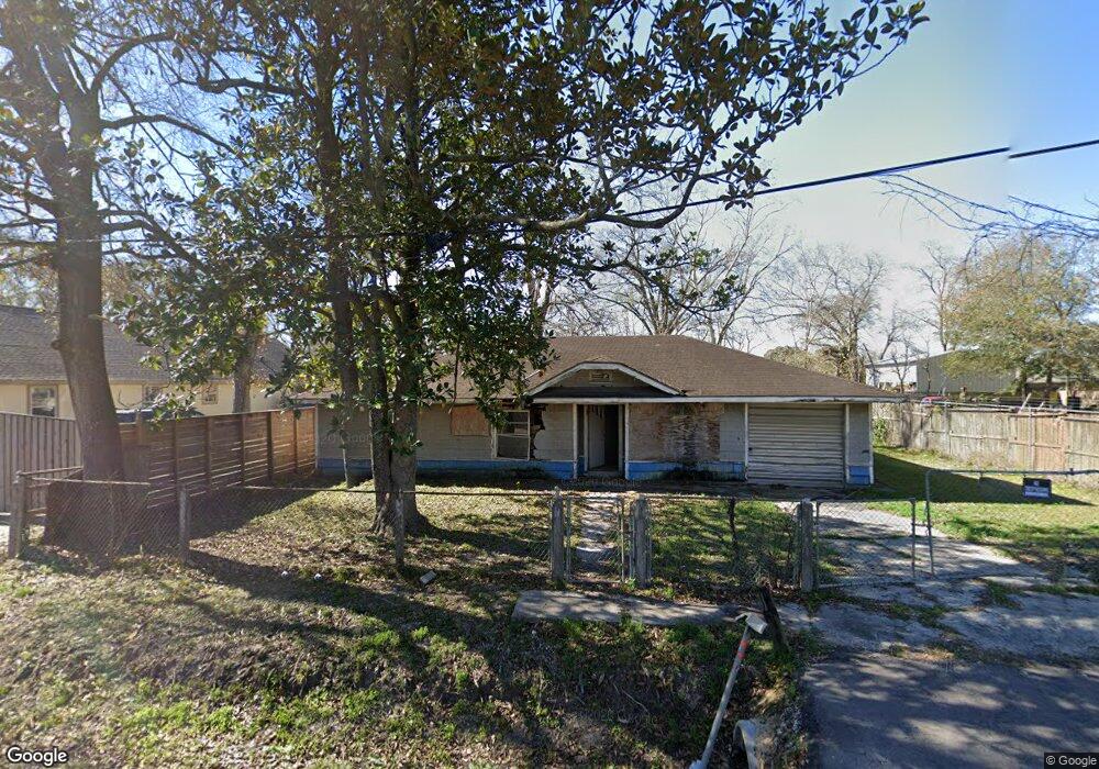 7917 Lavender St, Houston, TX 77016 - photo 1