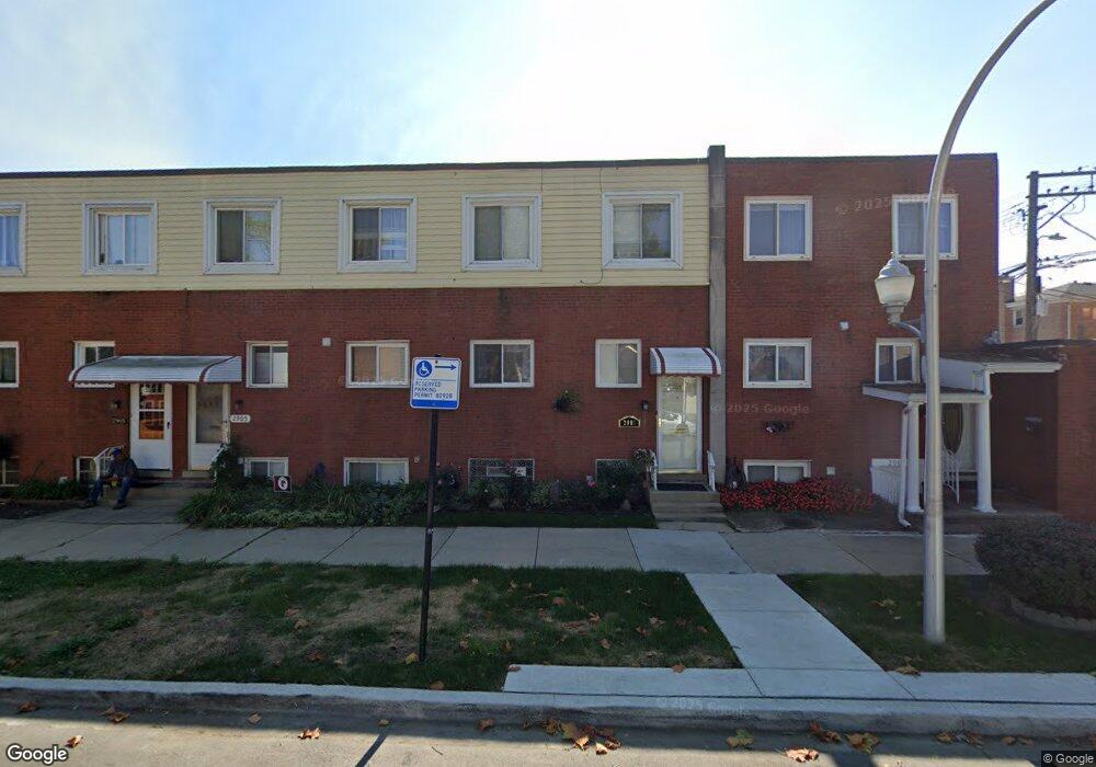 2907 W Glenlake Ave, Chicago, IL 60659 - photo 1