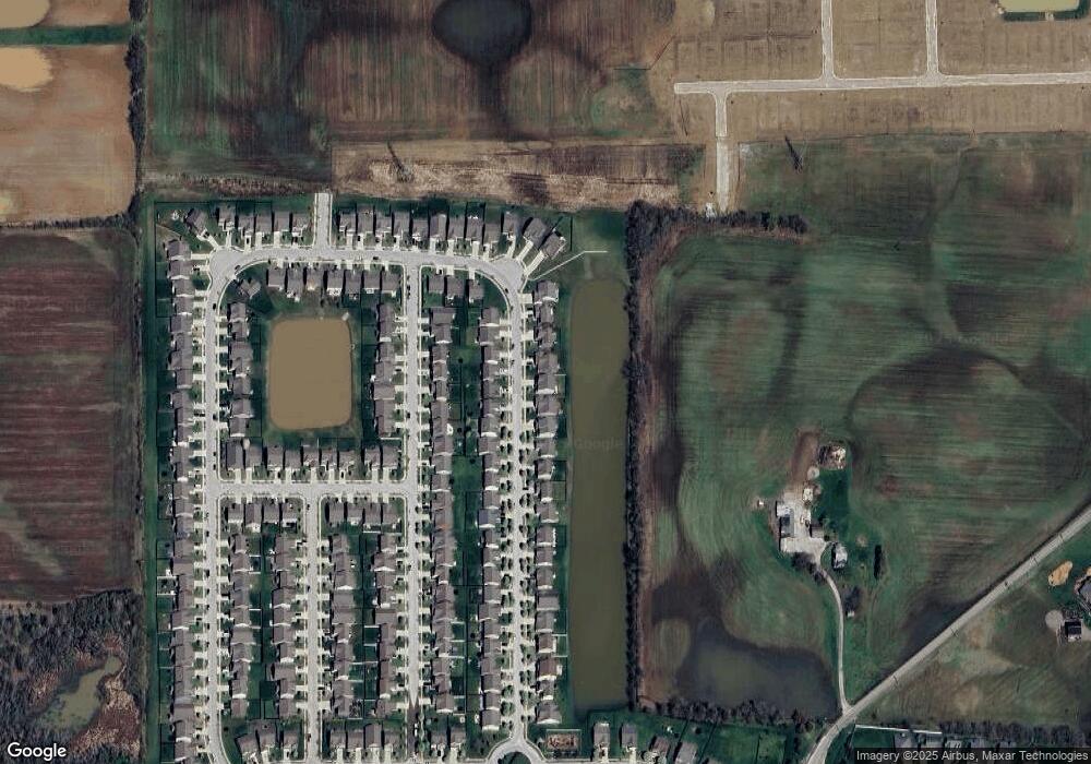 2557 Cedarmill Dr, Franklin, IN 46131 - photo 1