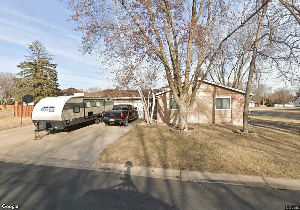 9610 Saratoga Ln N, Maple Grove, MN 55369 - photo 1