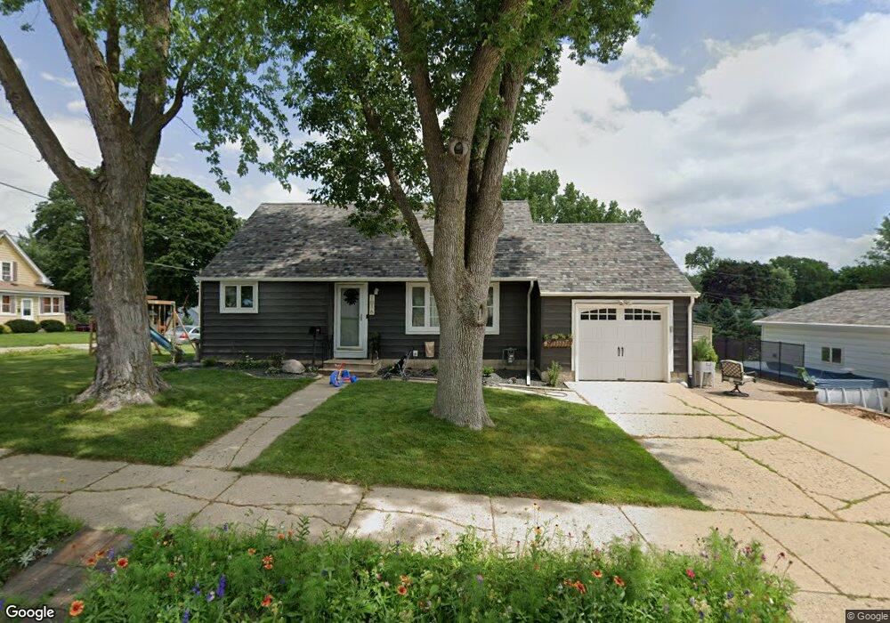 1016 Columbus Ave, Albert Lea, MN 56007 - photo 1