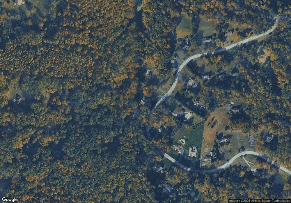 827 Scholl Rd, Pottstown, PA 19465 - photo 1