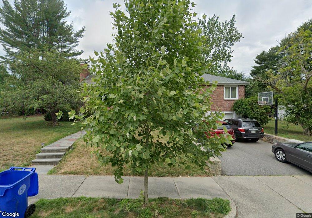 123 Cynthia Rd, Newton Center, MA 02459 - photo 1