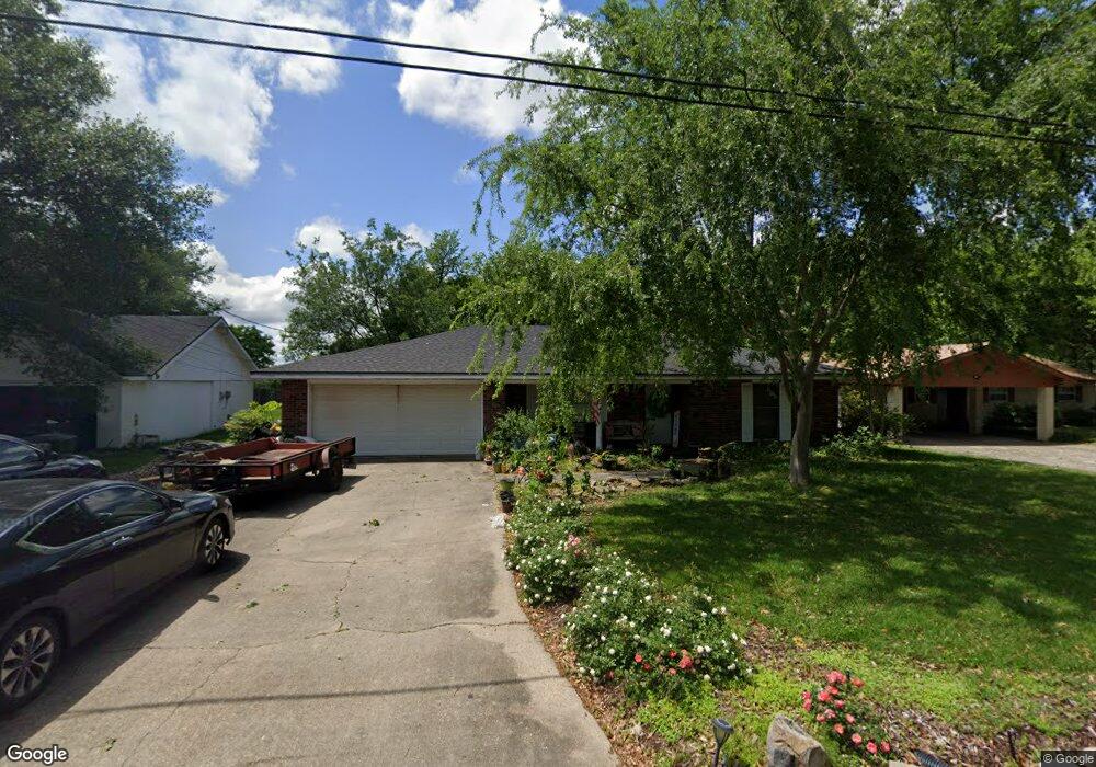 422 Crestwood St, Lake Charles, LA 70605 - photo 1