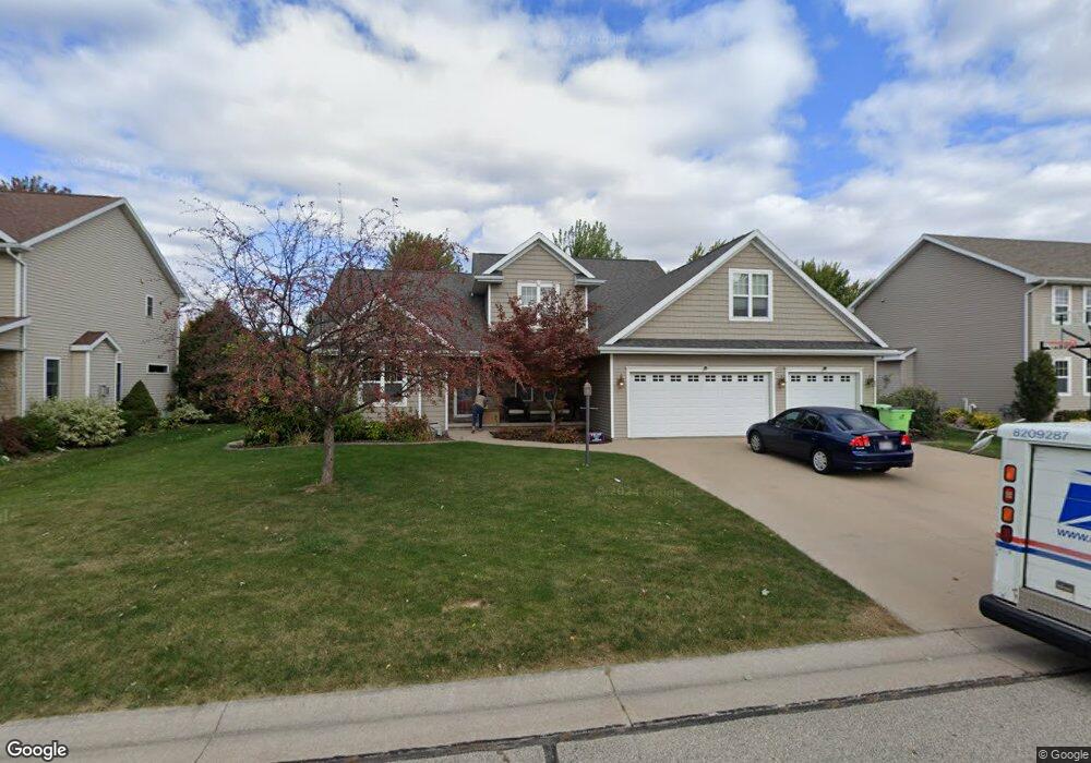 W6036 Nolan Dr, Appleton, WI 54915 - photo 1