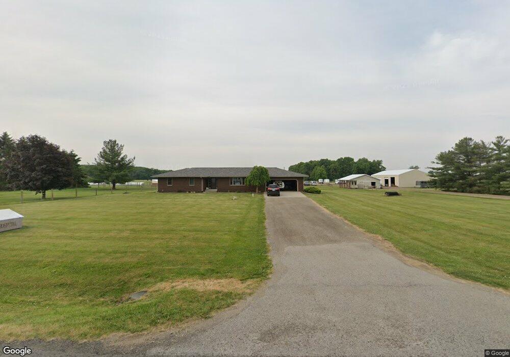 13752 Osborne Rd, Wakarusa, IN 46573 - photo 1