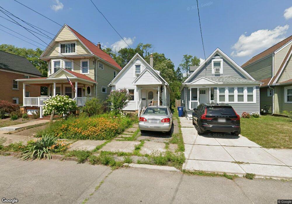 954 Vanderbilt Ave, Niagara Falls, NY 14305 - photo 1