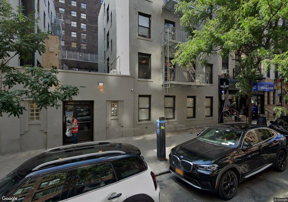 240 E 24th St unit 1G, New York, NY 10010 - photo 1