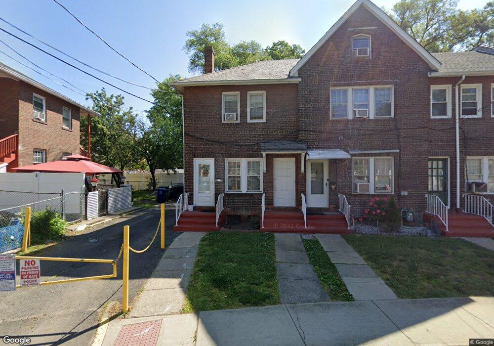 90 Alanson Rd, Bridgeport, CT 06607 - photo 1