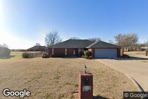 602 E Iowa St, Walters, OK 73572