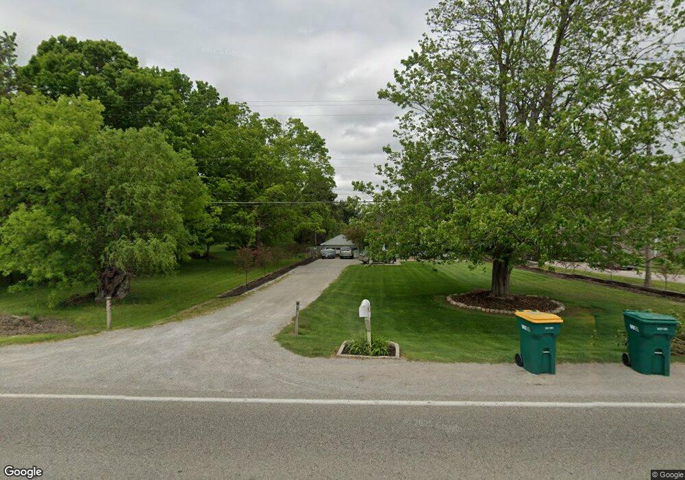 225 N Elms Rd, Flushing, MI 48433 - photo 1