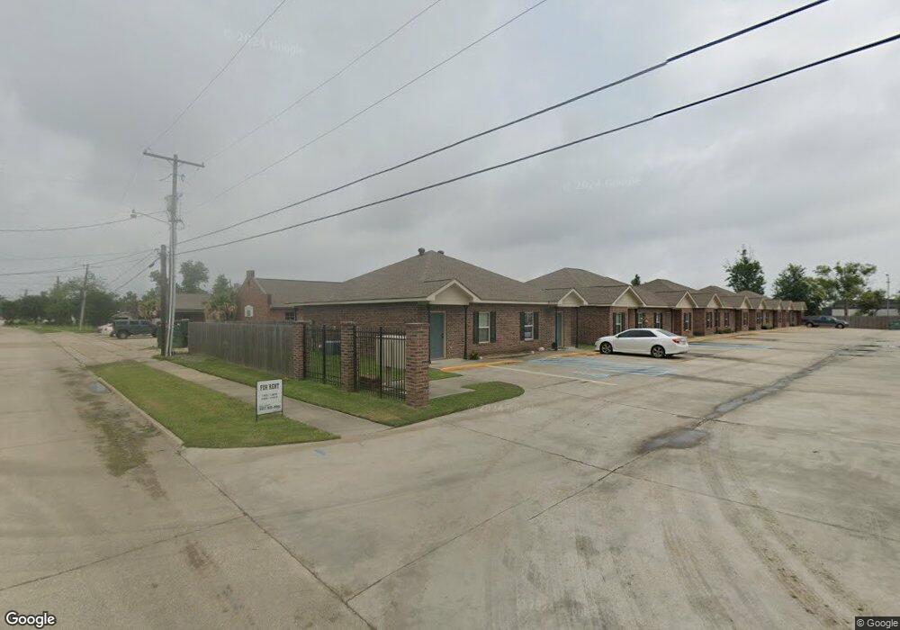 422 W Lagrange St, Lake Charles, LA 70605 - photo 1