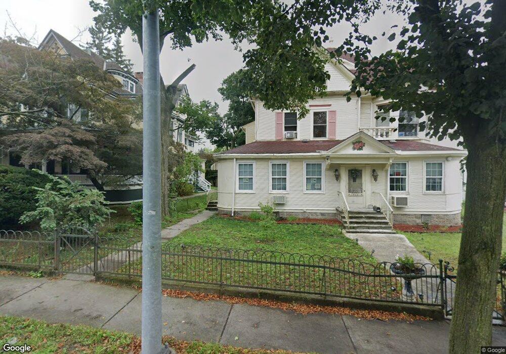 249 N Laurel St, Hazleton, PA 18202 - photo 1