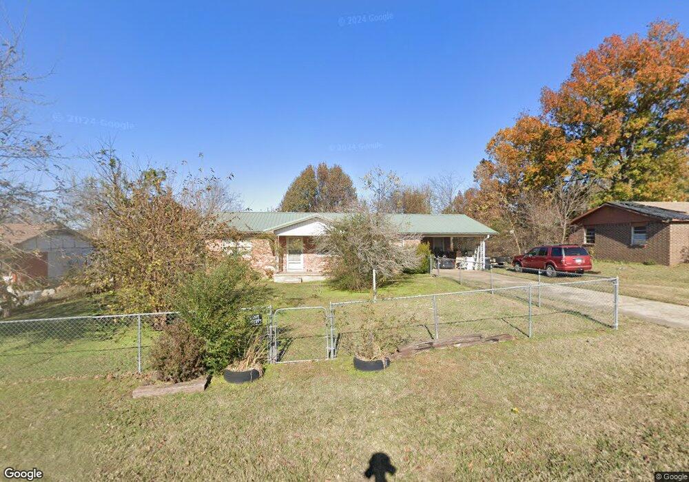 308 E Jefferson St, Henryetta, OK 74437 - photo 1