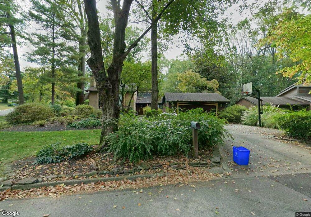 8600 Carlynn Dr, Bethesda, MD 20817 - photo 1