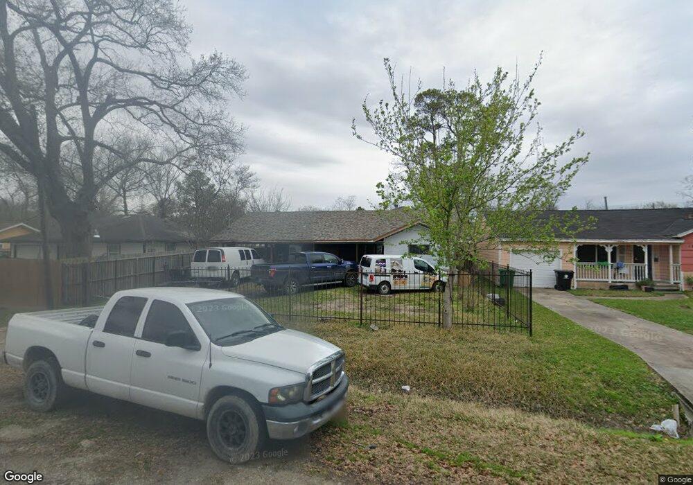 1203 Eubanks St, Houston, TX 77022 - photo 1