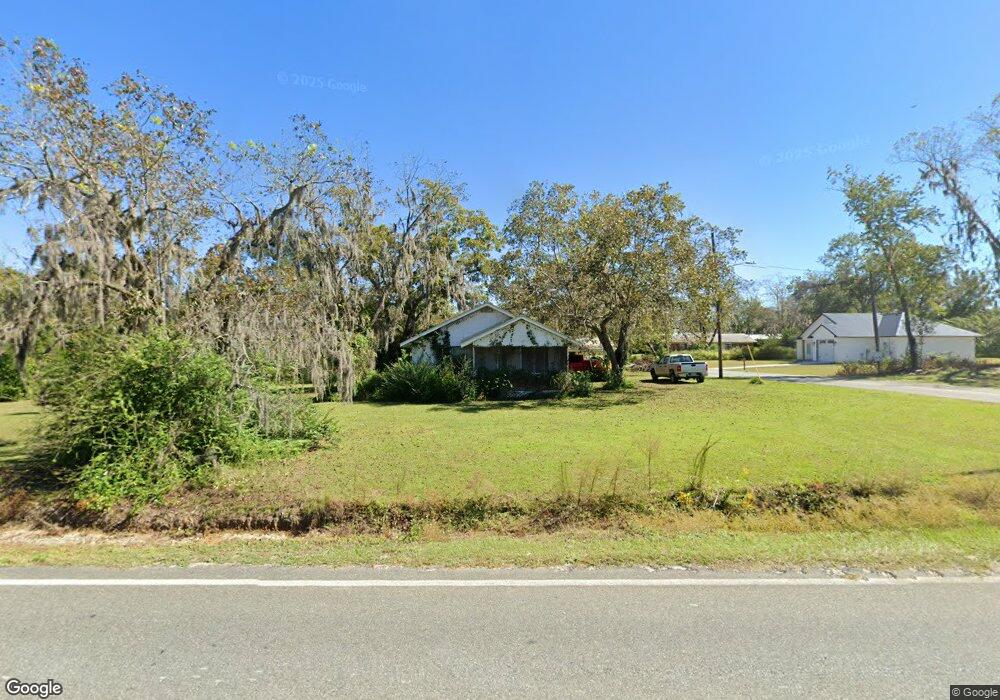 802 Hendry St, Blackshear, GA 31516 - photo 1