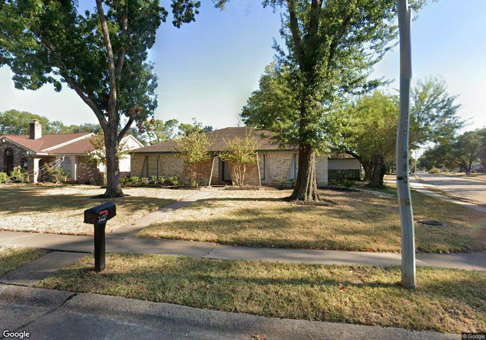 7051 Woodfern Dr, Houston, TX 77040 - photo 1