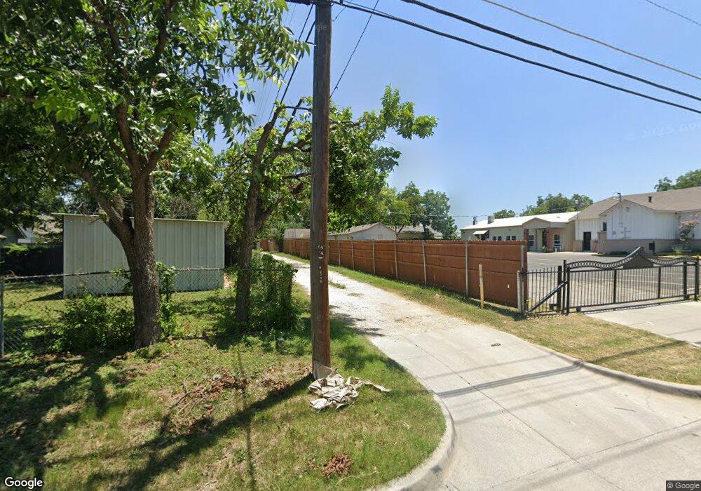 2518 NW 27th St, Fort Worth, TX 76106 - photo 1