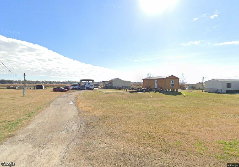 2413 Claude Leblanc Rd, New Iberia, LA 70560 - photo 1